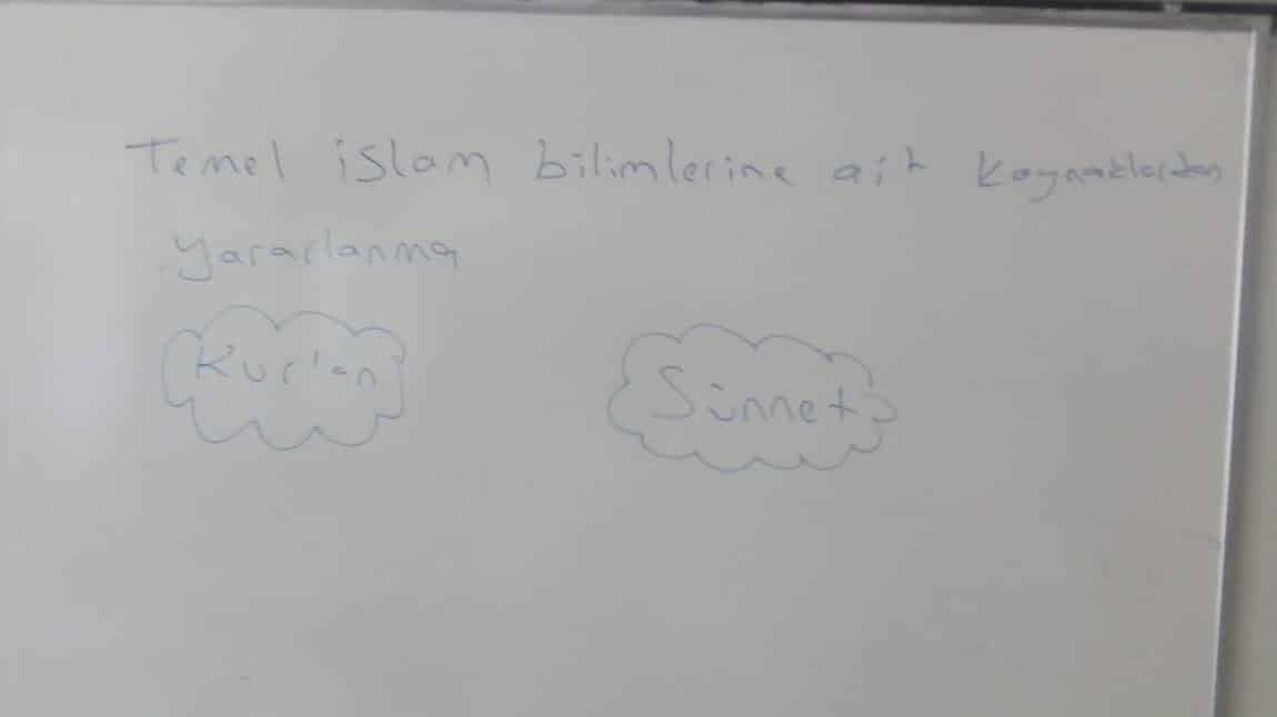 DKAB dersleri açısından temel İslam bilimlerine ait kaynaklardan yararlanma